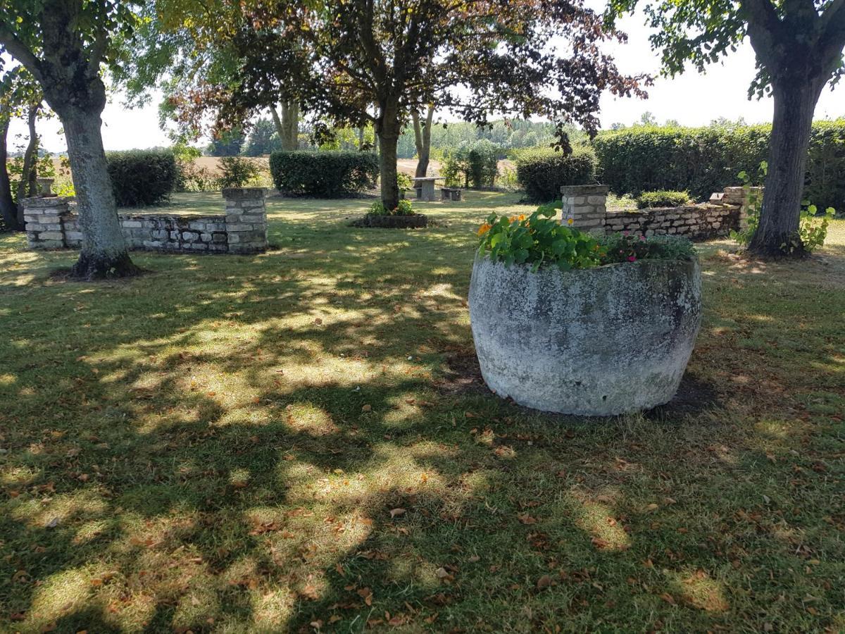 A la Campagne ,Halte ,Séjour et Détente Moncontour  Extérieur photo